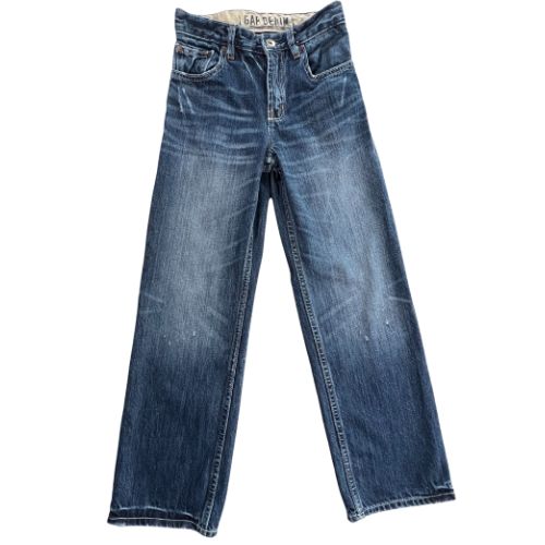 Pre-Owned Gap Denim Loose Fit Adjustable Waist Jeans Size: Big boys 10 slim Color: Medium stonewash Features: Adjustable waist Loose fit Button & zipper closure 5 pocket design Condition: Excellent pre-owned condition Measurements: Waist: 25" Inseam: 25.75" Rise: 9.5" total length: 35" used - Our Families Attic