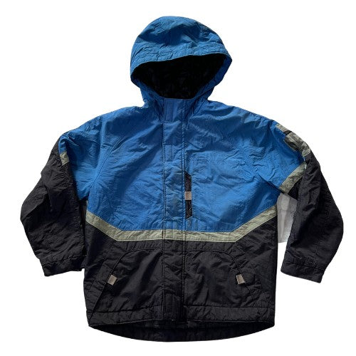 Pre-Owned Pacific Trail 2-Tone Blue Jacket Brand: Pacific Trail Size: Big Boys 8 (small) Color: Blue and Gray Features: Long Sleeve Hood Zipper and velcro closure Hand and chest pocket with velcro closure Lightweight snow/ski-type jacket Velcro around wrists Small inside chest pocket Material: Cotton, Polyester Condition: Well-loved. Used Clothing - Our Families Attic