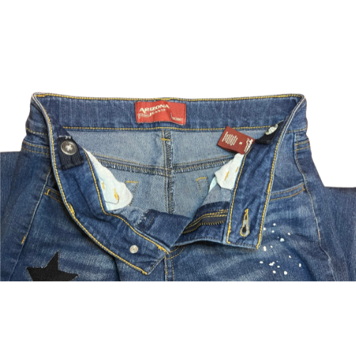 Arizona Jean Company Skinny Stretch Jeans Mid-wash blue denim rips patched style Stretchy fabric Good Used Waist tag image - Our families Attic