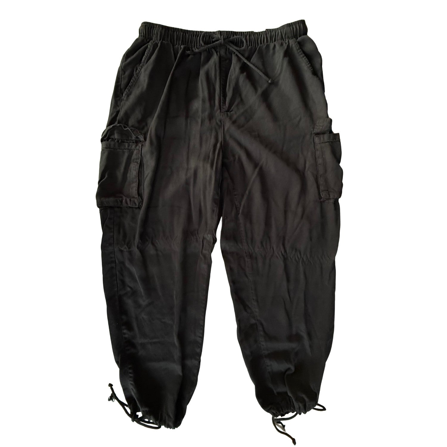 Time and Tru black cargo joggers women’s size large from Our Families Attic