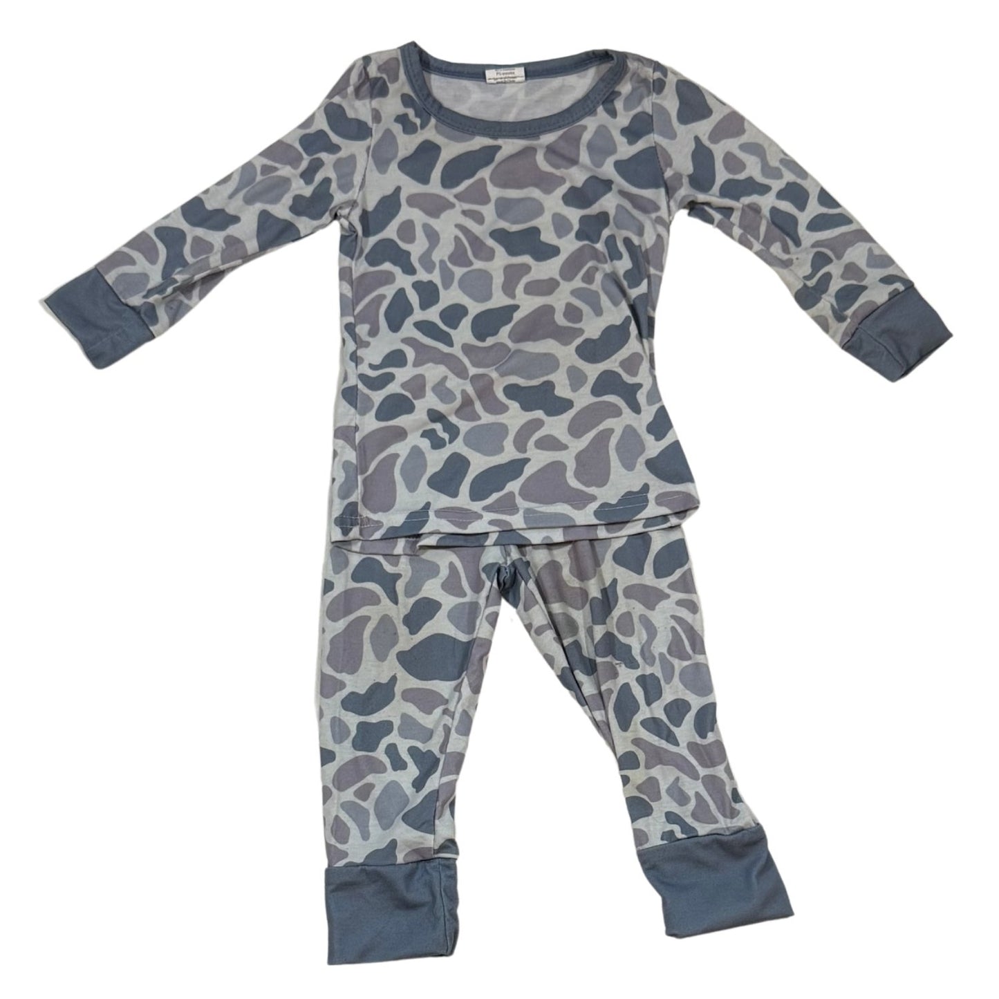 Pre-owned baby boy gray abstract camo 2-piece pajama set size 6-12 months front view