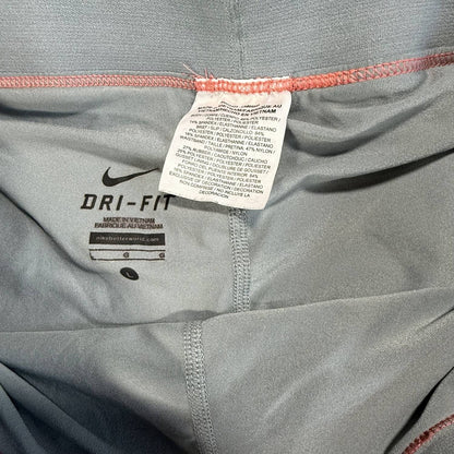 Nike Dri-FIT size large tag