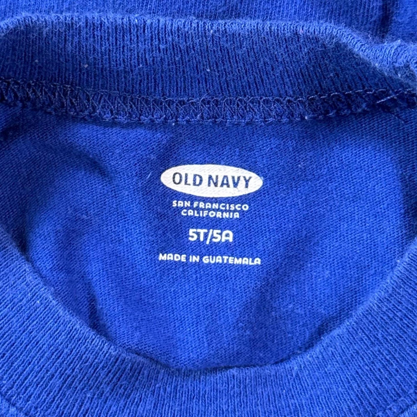 Old Navy size 5T printed brand and size label