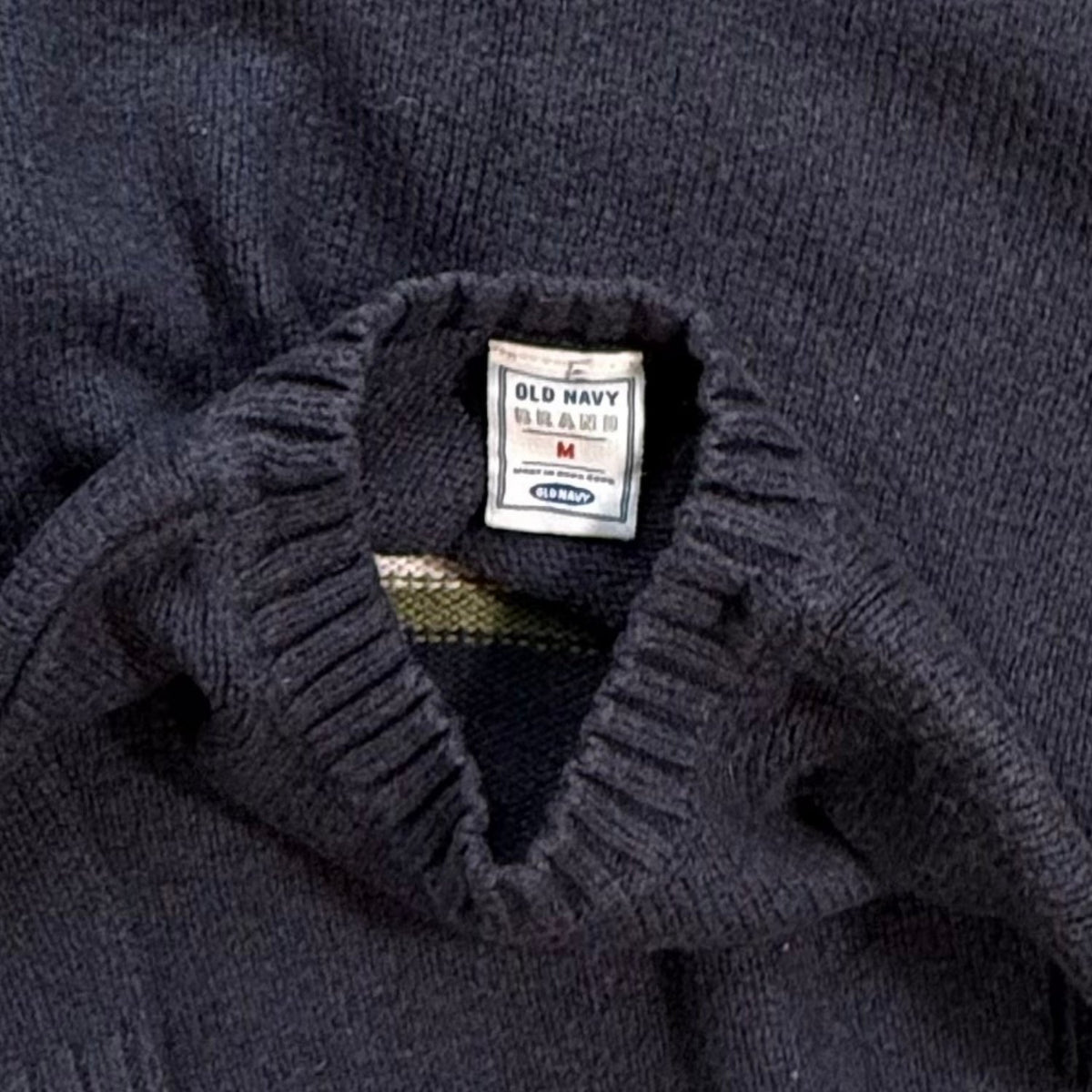 Old Navy boys navy blue striped mock-neck sweater size Medium brand tag
