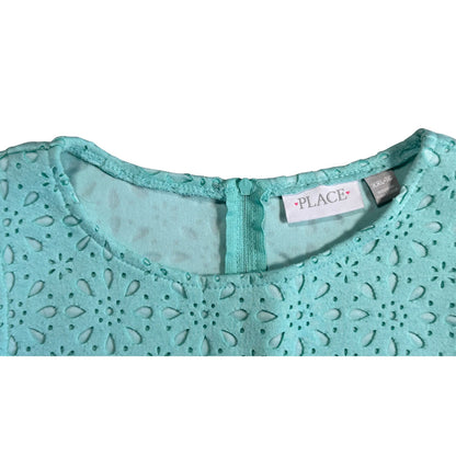 Clothing tag close-up The Children’s Place Girls XXL 16 – pre-owned – Our Families Attic