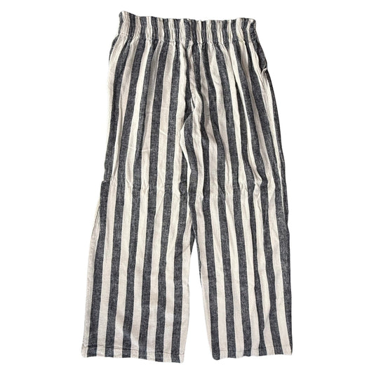 Back view of women's medium blue striped wide leg linen blend pants