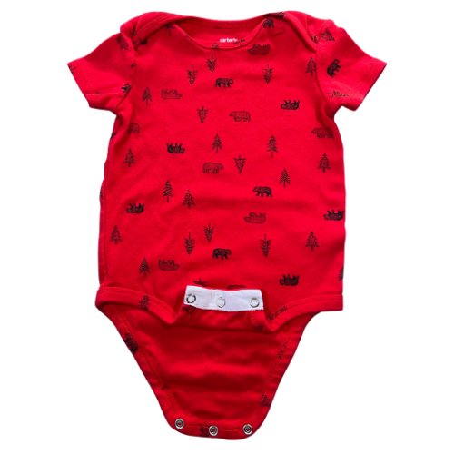 Carter's Red Cabin Winter Onesie (Est. Retail Price $14.00) Size: 18 mths Color: Red with black bears and pine trees. Cute for winter and Christmas. Features: Short Sleeve Reinforced snaps Material: 100% Cotton Condition: Gently Used reinforced snaps - Our Families Attic