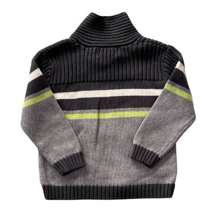 Pre-Owned Oshkosh Gray Sweater Brand: Genuine Kids by Oshkosh Size: Toddler Boy 5T Color: Gray/Charcoal and light Gray Features: Long Sleeve Moch Turtleneck Soft knit material Material: 100% Cotton Condition: Excellent condition. Used. Our Families Attic