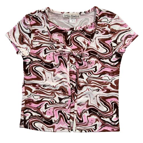 Pre-Owned Urban Freedom Marble Cap Sleeve Blouse $8.00 (Est. Retail Price $22.00) Size: Big Girls 7-8 Color: Multi-colored Neopolitan Colors Marble design Features: Cap Sleeve Scoop neck Faux Layer look Tie front Material: 96% Polyester 4% Spandex Condition: Good Gently Used Measurements: Chest: 27" Waist: 26.5" Sleeve: 4" Bottom Hem: 27" Body length: 17" - Our Families Attic